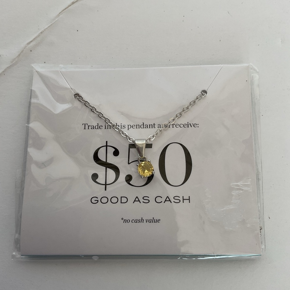 Effy citrine (faux) yellow stone necklace NWT